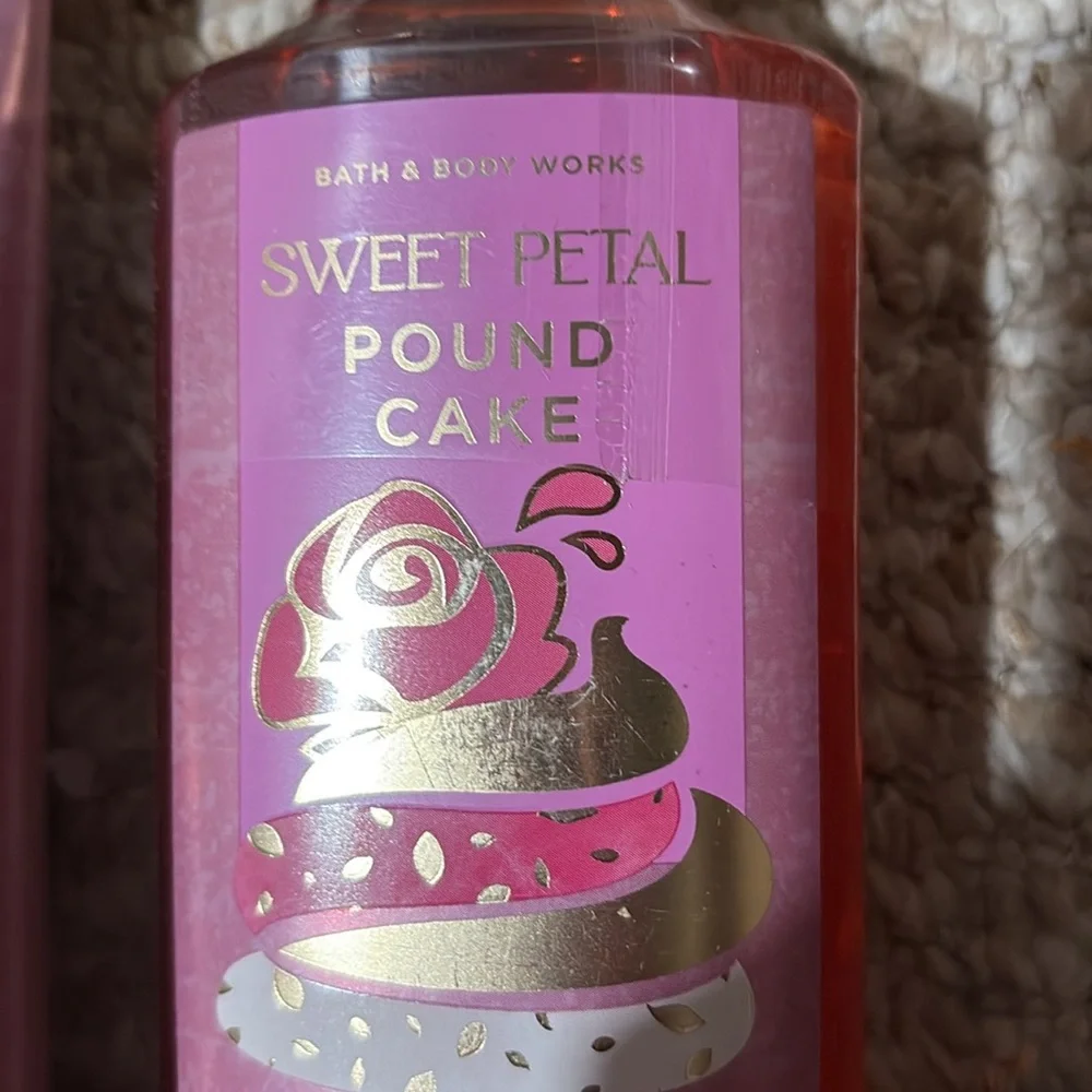 Bath and body sweet petal poundcake cream and body wash set